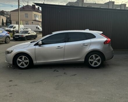 Серый Вольво В40, объемом двигателя 1.6 л и пробегом 195 тыс. км за 11000 $, фото 5 на Automoto.ua