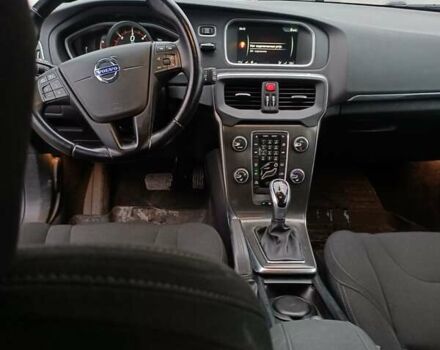 Сірий Вольво V40, об'ємом двигуна 1.56 л та пробігом 218 тис. км за 12999 $, фото 13 на Automoto.ua