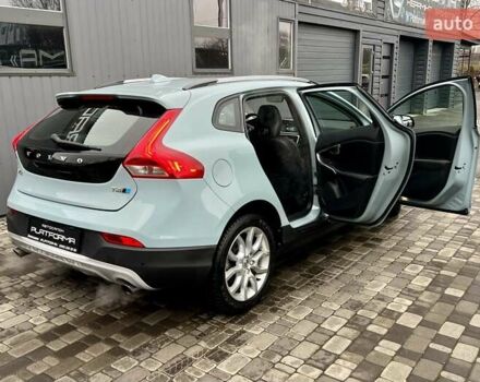 Серый Вольво В40, объемом двигателя 2 л и пробегом 135 тыс. км за 17900 $, фото 76 на Automoto.ua