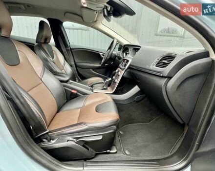 Серый Вольво В40, объемом двигателя 2 л и пробегом 135 тыс. км за 17900 $, фото 43 на Automoto.ua