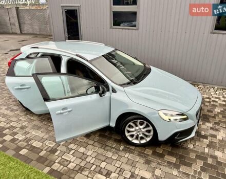 Серый Вольво В40, объемом двигателя 2 л и пробегом 135 тыс. км за 17900 $, фото 74 на Automoto.ua