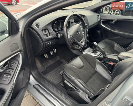 Сірий Вольво V40, об'ємом двигуна 1.97 л та пробігом 210 тис. км за 9923 $, фото 14 на Automoto.ua