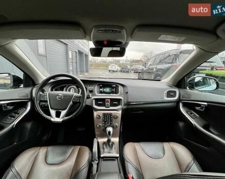 Серый Вольво В40, объемом двигателя 2 л и пробегом 135 тыс. км за 17900 $, фото 47 на Automoto.ua