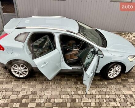 Серый Вольво В40, объемом двигателя 2 л и пробегом 135 тыс. км за 17900 $, фото 73 на Automoto.ua