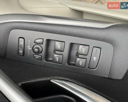 Сірий Вольво V40, об'ємом двигуна 1.97 л та пробігом 218 тис. км за 14100 $, фото 11 на Automoto.ua