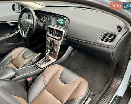 Серый Вольво В40, объемом двигателя 2 л и пробегом 135 тыс. км за 17900 $, фото 46 на Automoto.ua