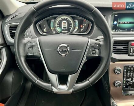 Серый Вольво В40, объемом двигателя 2 л и пробегом 135 тыс. км за 17900 $, фото 51 на Automoto.ua