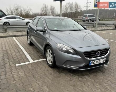 Сірий Вольво V40, об'ємом двигуна 1.97 л та пробігом 218 тис. км за 14100 $, фото 2 на Automoto.ua