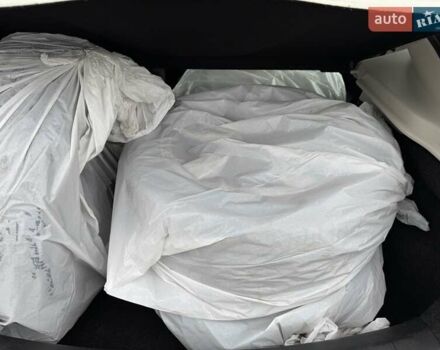 Сірий Вольво V40, об'ємом двигуна 1.97 л та пробігом 218 тис. км за 14100 $, фото 12 на Automoto.ua