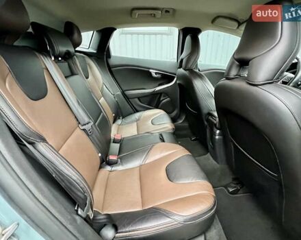 Серый Вольво В40, объемом двигателя 2 л и пробегом 135 тыс. км за 17900 $, фото 36 на Automoto.ua