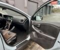 Сірий Вольво V40, об'ємом двигуна 2 л та пробігом 137 тис. км за 17900 $, фото 38 на Automoto.ua