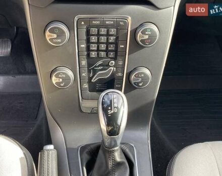 Вольво V40 2017 у Миколаєві на Automoto.ua Сірий Вольво V40, об'ємом двигуна 2 л та пробігом 106 тис. км за 17500 $, фото 47 на Automoto.ua