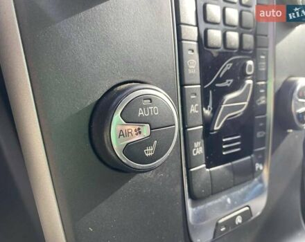 Вольво V40 2017 у Миколаєві на Automoto.ua Сірий Вольво V40, об'ємом двигуна 2 л та пробігом 106 тис. км за 17500 $, фото 49 на Automoto.ua