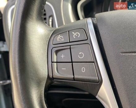 Вольво V40 2017 у Миколаєві на Automoto.ua Сірий Вольво V40, об'ємом двигуна 2 л та пробігом 106 тис. км за 17500 $, фото 41 на Automoto.ua