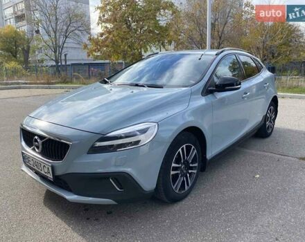 Вольво V40 2017 у Миколаєві на Automoto.ua Сірий Вольво V40, об'ємом двигуна 2 л та пробігом 106 тис. км за 17500 $, фото 3 на Automoto.ua