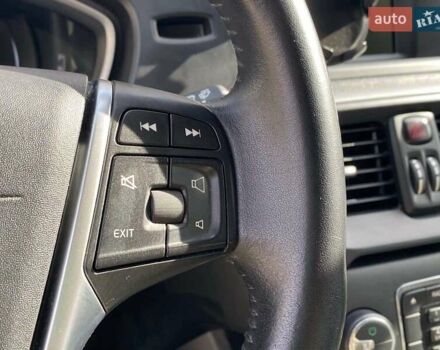 Вольво V40 2017 у Миколаєві на Automoto.ua Сірий Вольво V40, об'ємом двигуна 2 л та пробігом 106 тис. км за 17500 $, фото 40 на Automoto.ua
