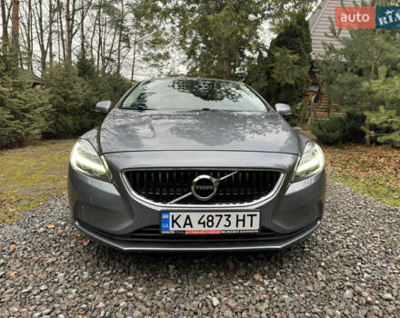 Серый Вольво В40, объемом двигателя 1.98 л и пробегом 192 тыс. км за 16300 $, фото 2 на Automoto.ua