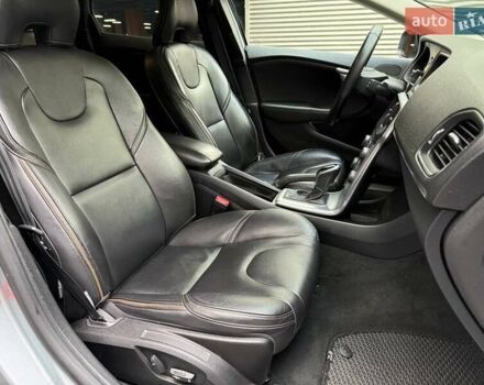 Серый Вольво В40, объемом двигателя 1.97 л и пробегом 182 тыс. км за 16990 $, фото 13 на Automoto.ua