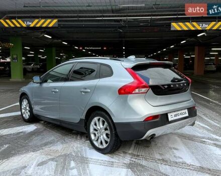 Серый Вольво В40, объемом двигателя 1.97 л и пробегом 182 тыс. км за 16990 $, фото 4 на Automoto.ua