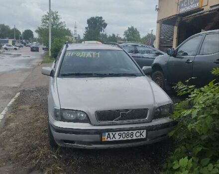 Сірий Вольво V40, об'ємом двигуна 0 л та пробігом 352 тис. км за 3200 $, фото 1 на Automoto.ua