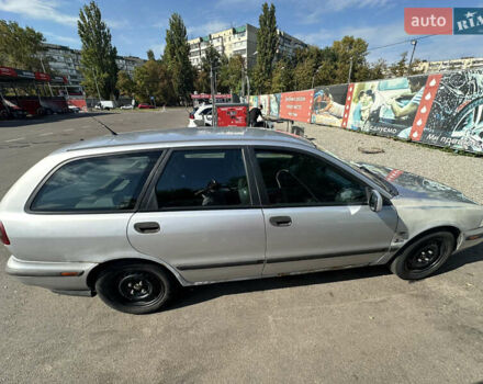 Серый Вольво В40, объемом двигателя 1.87 л и пробегом 328 тыс. км за 3000 $, фото 5 на Automoto.ua