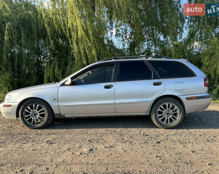 Сірий Вольво V40, об'ємом двигуна 1.87 л та пробігом 370 тис. км за 3000 $, фото 3 на Automoto.ua