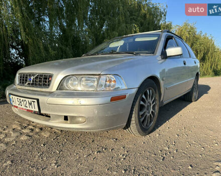 Сірий Вольво V40, об'ємом двигуна 1.87 л та пробігом 370 тис. км за 3000 $, фото 5 на Automoto.ua