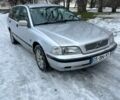 Серый Вольво В40, объемом двигателя 1.9 л и пробегом 339 тыс. км за 2200 $, фото 1 на Automoto.ua