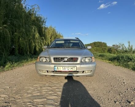 Серый Вольво В40, объемом двигателя 1.9 л и пробегом 365 тыс. км за 3000 $, фото 6 на Automoto.ua