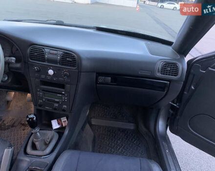 Серый Вольво В40, объемом двигателя 1.8 л и пробегом 260 тыс. км за 4999 $, фото 17 на Automoto.ua