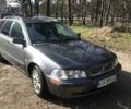 Серый Вольво В40, объемом двигателя 1.87 л и пробегом 300 тыс. км за 3800 $, фото 1 на Automoto.ua