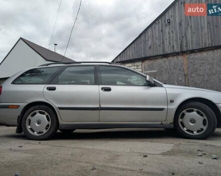 Вольво В40 2002 в Житомире на Automoto.ua Серый Вольво В40, объемом двигателя 1.9 л и пробегом 310 тыс. км за 3900 $, фото 4 на Automoto.ua