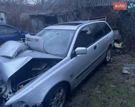 Вольво В40 2002 в Луцке на Automoto.ua Серый Вольво В40, объемом двигателя 1.9 л и пробегом 410 тыс. км за 1500 $, фото 5 на Automoto.ua