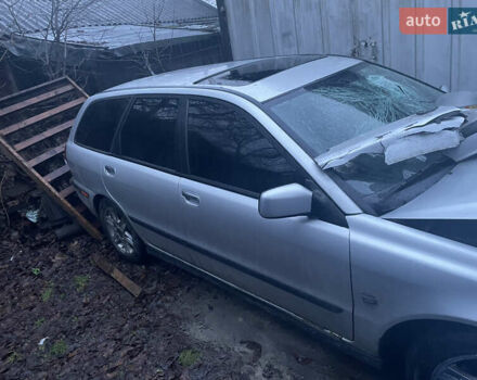 Вольво В40 2002 в Луцке на Automoto.ua Серый Вольво В40, объемом двигателя 1.9 л и пробегом 410 тыс. км за 1500 $, фото 6 на Automoto.ua