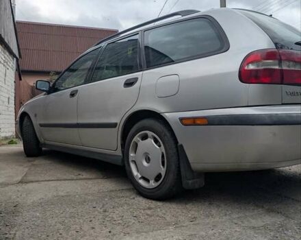 Вольво В40 2002 в Житомире на Automoto.ua Серый Вольво В40, объемом двигателя 1.9 л и пробегом 310 тыс. км за 3900 $, фото 3 на Automoto.ua