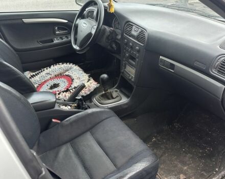 Серый Вольво В40, объемом двигателя 1.8 л и пробегом 200 тыс. км за 1350 $, фото 5 на Automoto.ua