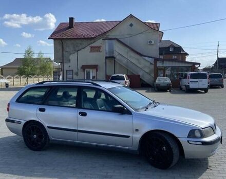 Серый Вольво В40, объемом двигателя 2 л и пробегом 161 тыс. км за 1200 $, фото 5 на Automoto.ua
