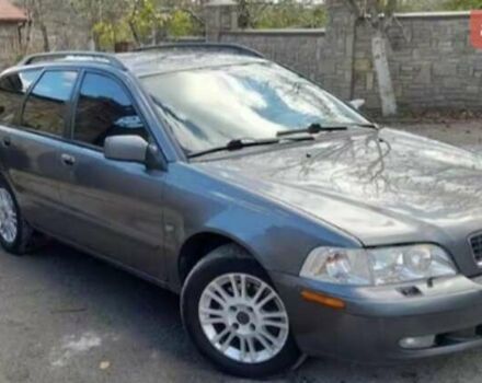 Серый Вольво В40, объемом двигателя 1.8 л и пробегом 360 тыс. км за 3500 $, фото 5 на Automoto.ua