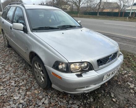 Серый Вольво В40, объемом двигателя 1.8 л и пробегом 200 тыс. км за 1350 $, фото 1 на Automoto.ua