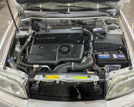 Сірий Вольво V40, об'ємом двигуна 1.9 л та пробігом 216 тис. км за 4500 $, фото 6 на Automoto.ua