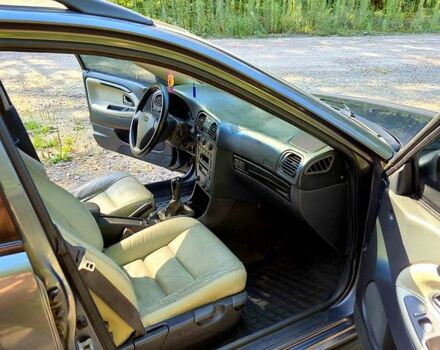 Сірий Вольво V40, об'ємом двигуна 1.9 л та пробігом 299 тис. км за 4350 $, фото 4 на Automoto.ua
