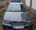 Сірий Вольво V40, об'ємом двигуна 1.87 л та пробігом 215 тис. км за 4900 $, фото 1 на Automoto.ua