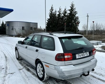 Сірий Вольво V40, об'ємом двигуна 1.8 л та пробігом 380 тис. км за 1850 $, фото 5 на Automoto.ua