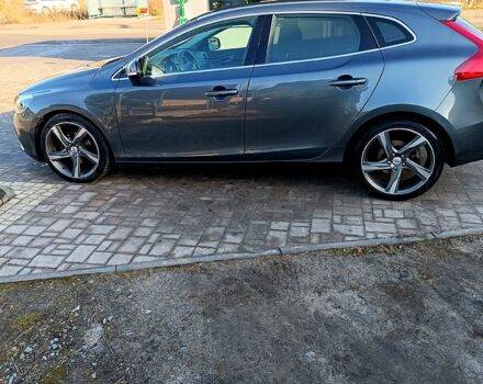 Сірий Вольво V40, об'ємом двигуна 1.6 л та пробігом 265 тис. км за 10300 $, фото 8 на Automoto.ua