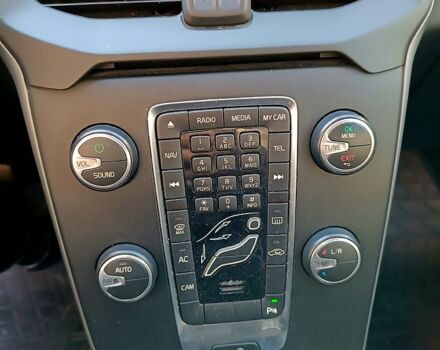 Сірий Вольво V40, об'ємом двигуна 1.6 л та пробігом 265 тис. км за 10300 $, фото 1 на Automoto.ua