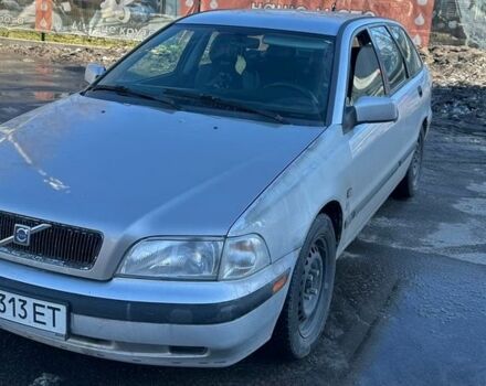 Сірий Вольво V40, об'ємом двигуна 1.87 л та пробігом 333 тис. км за 2200 $, фото 1 на Automoto.ua