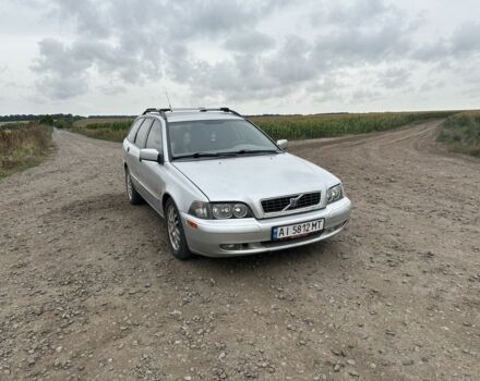 Сірий Вольво V40, об'ємом двигуна 1.9 л та пробігом 364 тис. км за 4000 $, фото 1 на Automoto.ua
