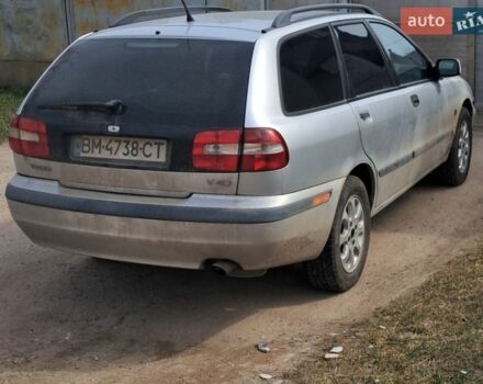 Серый Вольво В40, объемом двигателя 1.9 л и пробегом 315 тыс. км за 3600 $, фото 1 на Automoto.ua