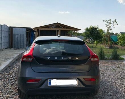 Сірий Вольво V40, об'ємом двигуна 1.6 л та пробігом 195 тис. км за 14800 $, фото 1 на Automoto.ua