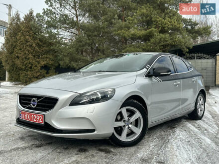 Сірий Вольво V40, об'ємом двигуна 1.6 л та пробігом 203 тис. км за 8990 $, фото 1 на Automoto.ua